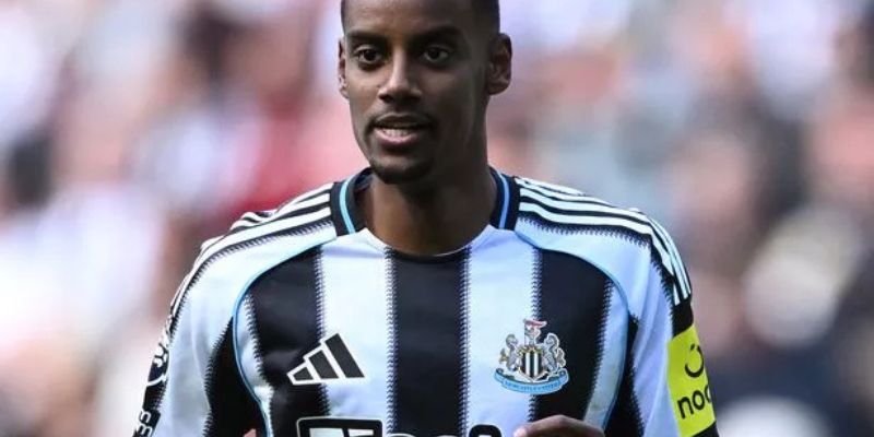 Alexander Isak: Tiền Đạo Tài Năng Của Newcastle United 5 Tiểu sử Alexander Isak